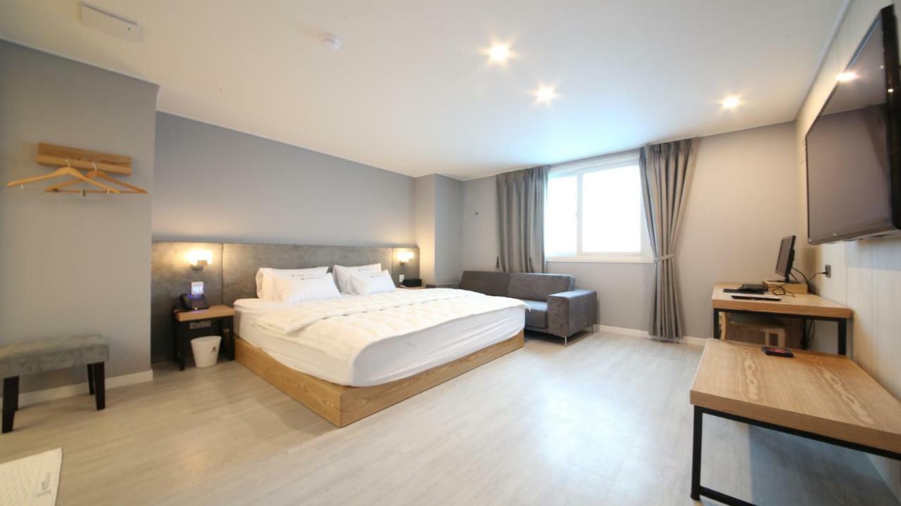 Hotel Palace Pohang Exteriör bild